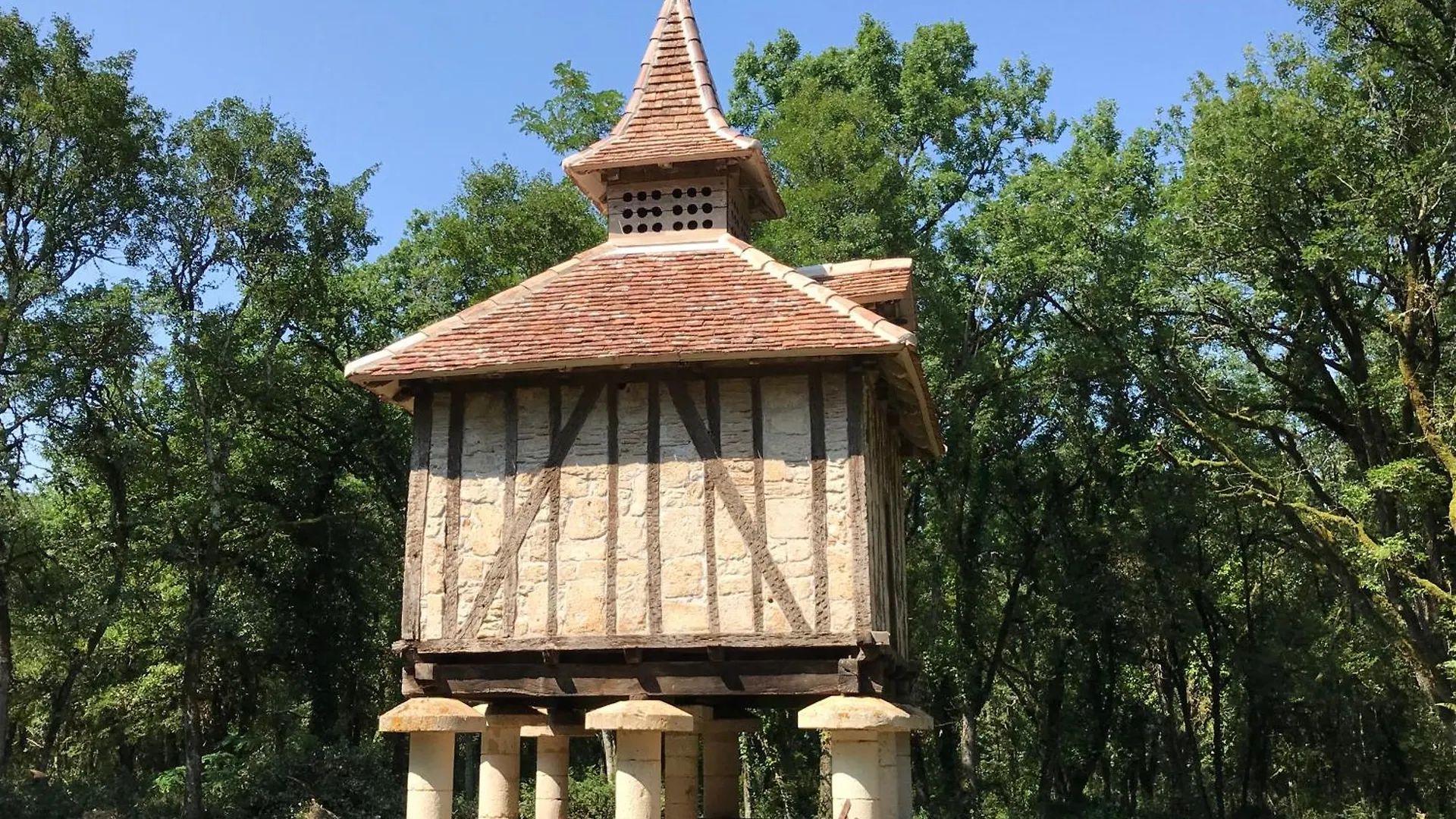 Chateau De Belmont-Sainte-Foi Hébergement de vacances